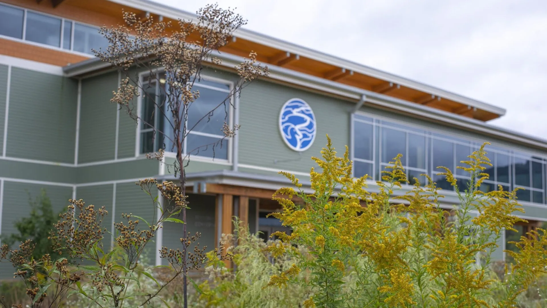 Aquarium Exterior