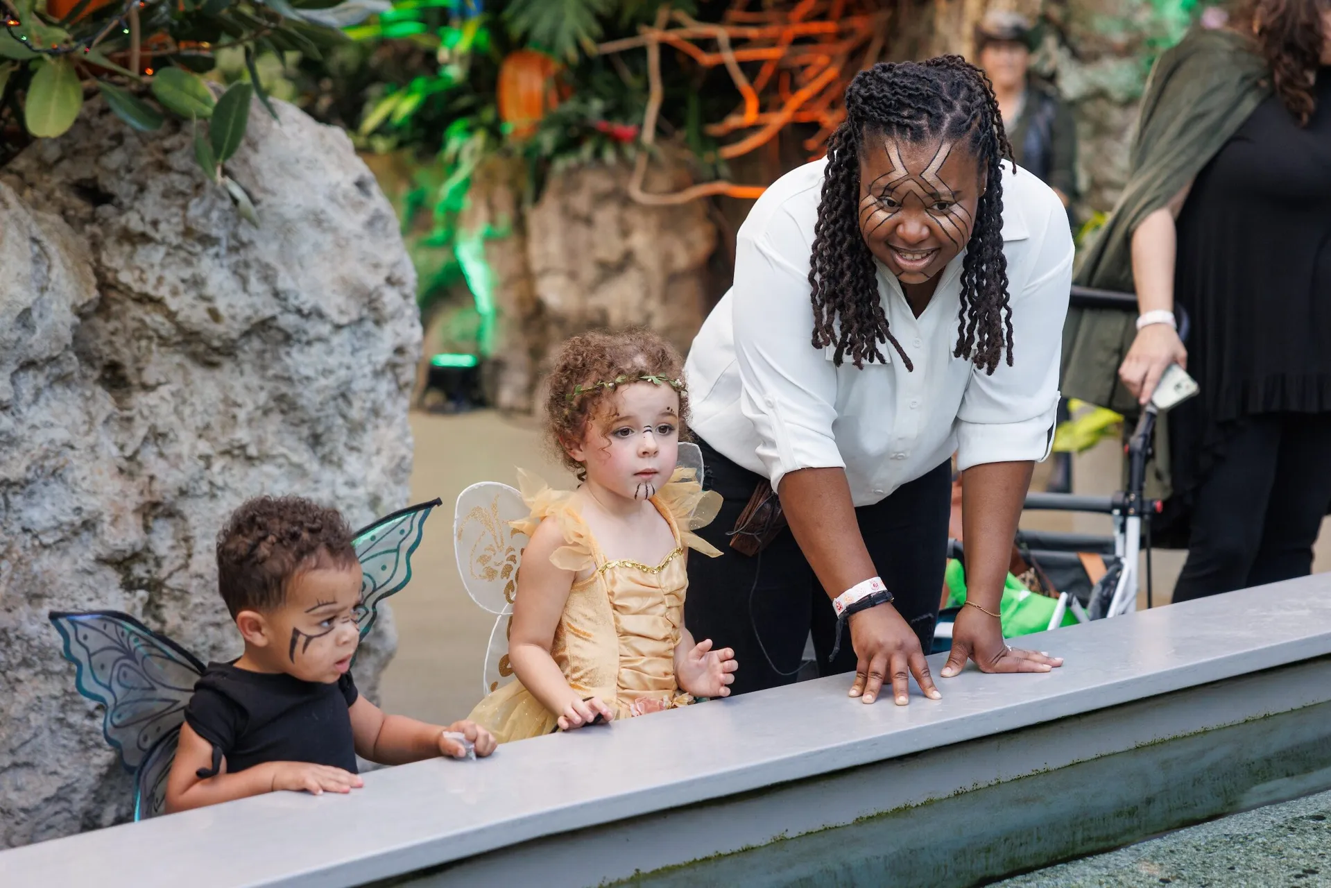 Toddlers at touch tank
