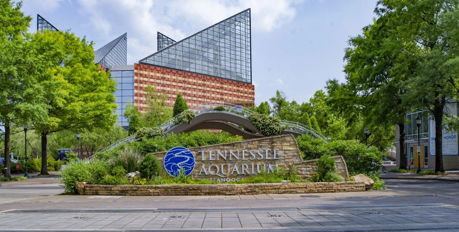 Tennessee Aquarium Sign