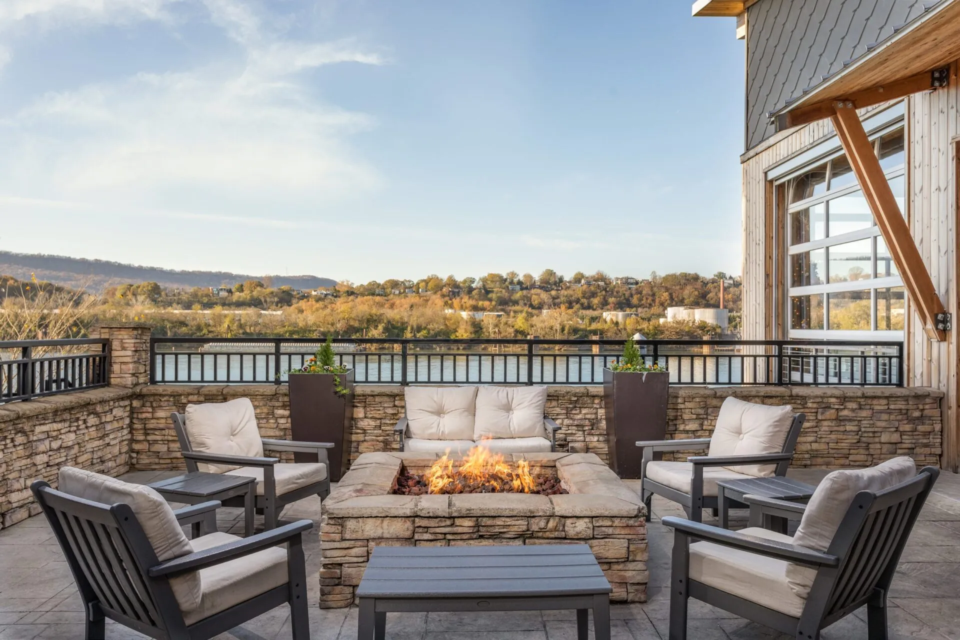 SpringHill Suites Chattanooga Downtown/Cameron Harbor